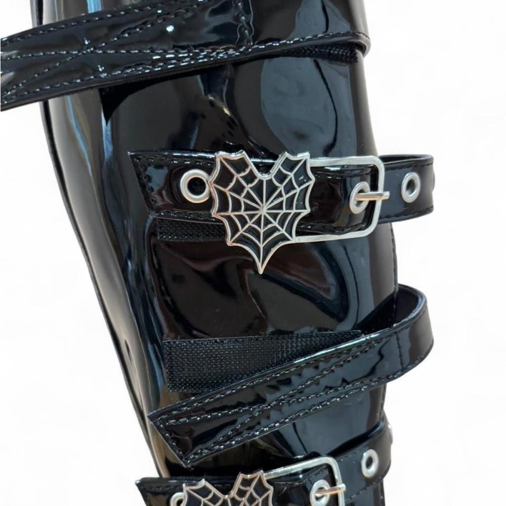 DOKIDOKI COSPLAY BOOTS SIZE 6 - Picture 2 of 7